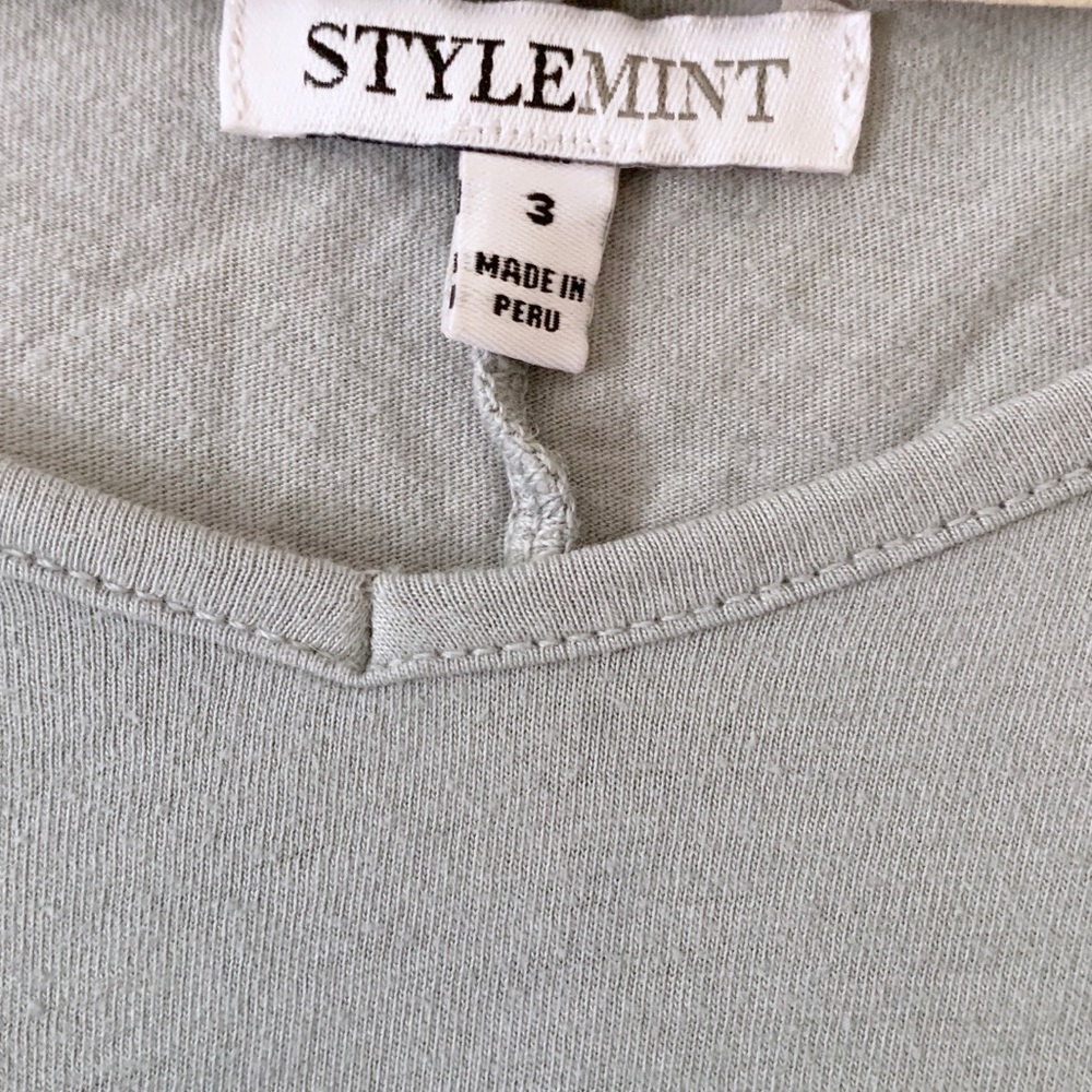 Ombré gray top - Picture 6 of 6